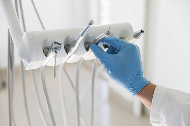 Professional Emergency Dentist technician working in West University Place, TX